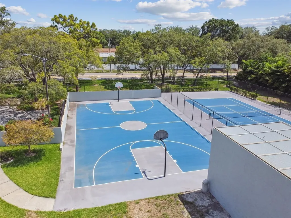 1489 Ridge Shore Drive Tarpon Springs FL 34689