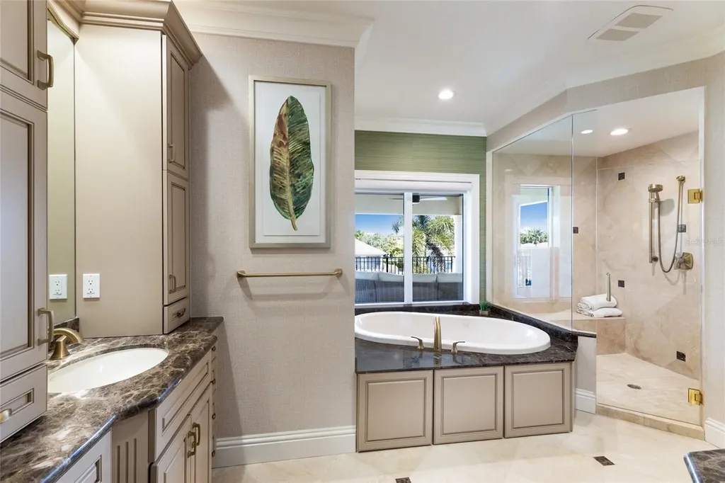 617 N Owl Drive Sarasota FL 34236