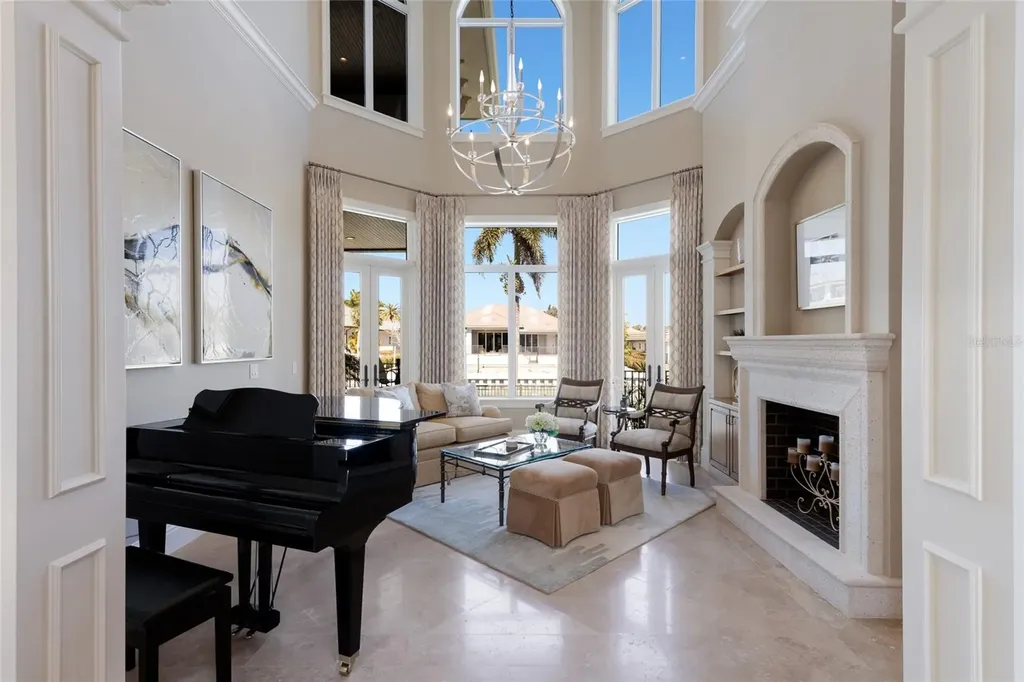 617 N Owl Drive Sarasota FL 34236