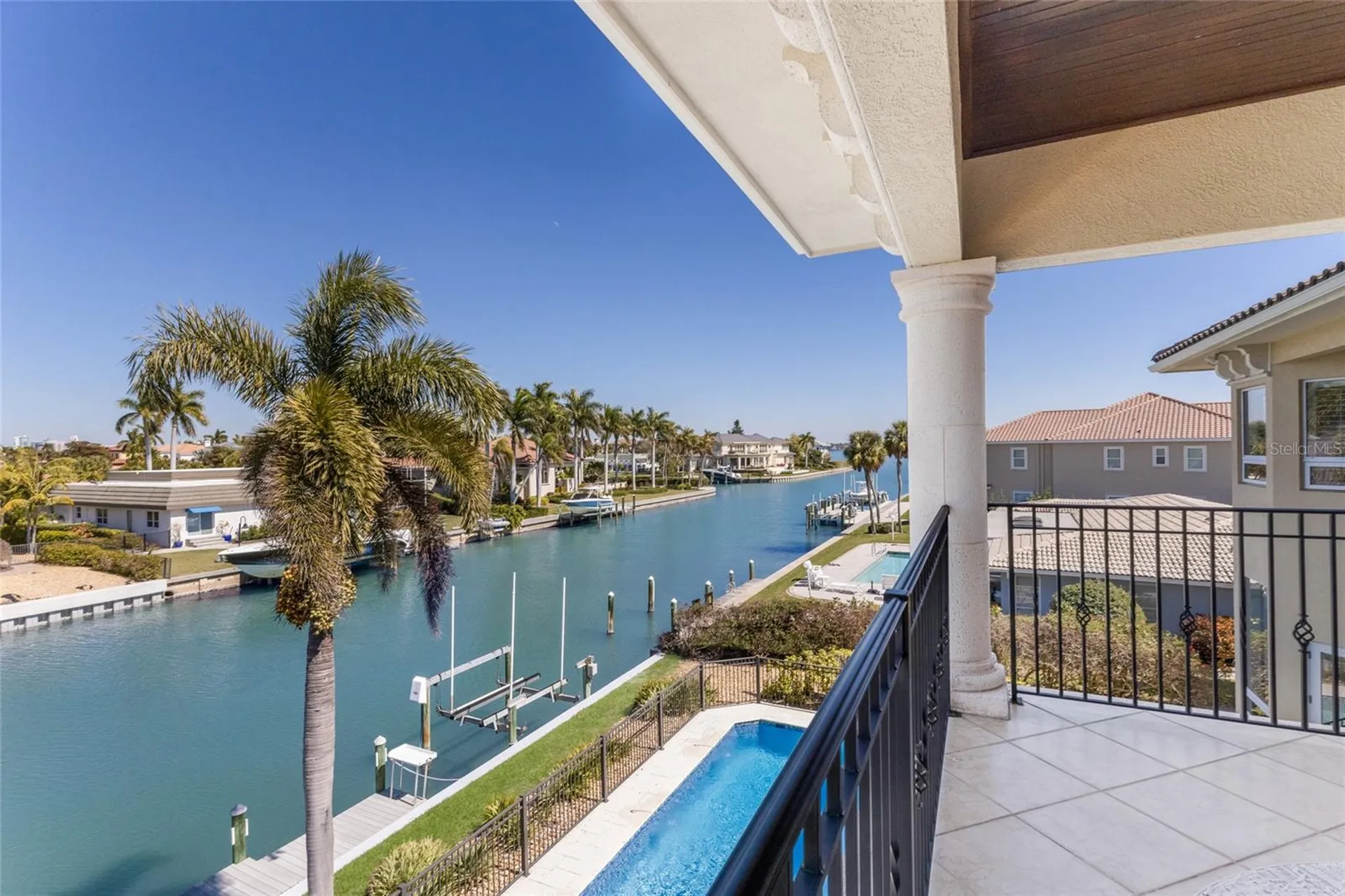 617 N Owl Drive Sarasota FL 34236