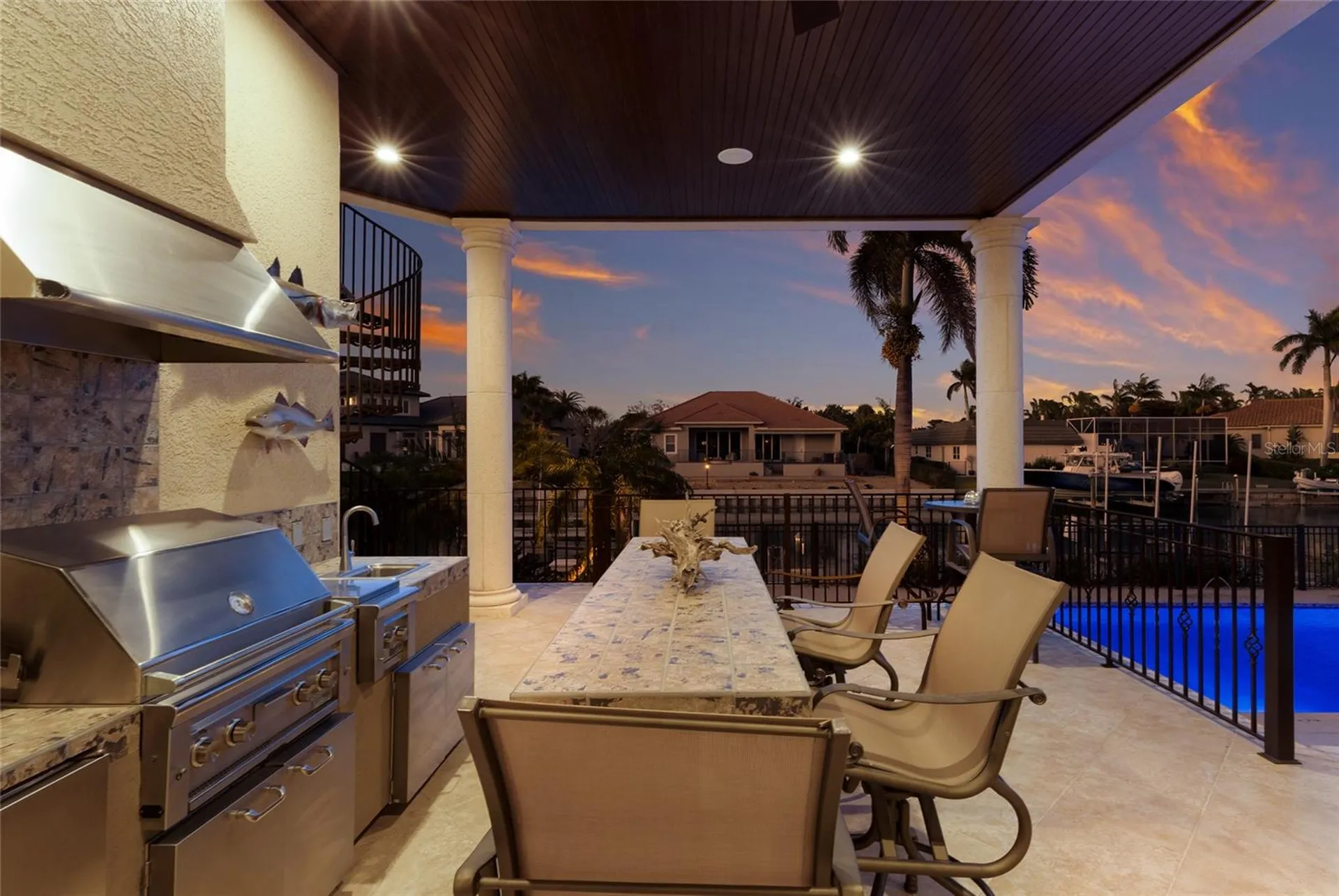 617 N Owl Drive Sarasota FL 34236