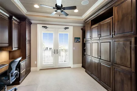 617 N Owl Drive Sarasota FL 34236