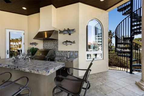 617 N Owl Drive Sarasota FL 34236
