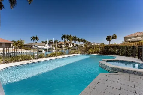617 N Owl Drive Sarasota FL 34236