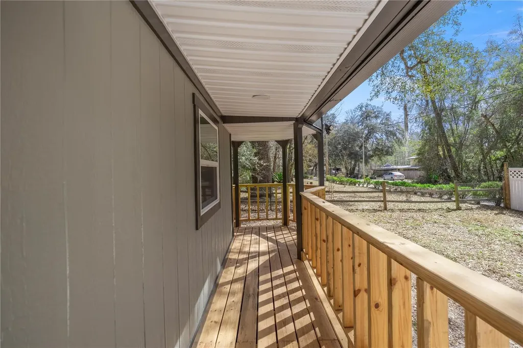 16545 NE 17th Place Silver Springs FL 34488