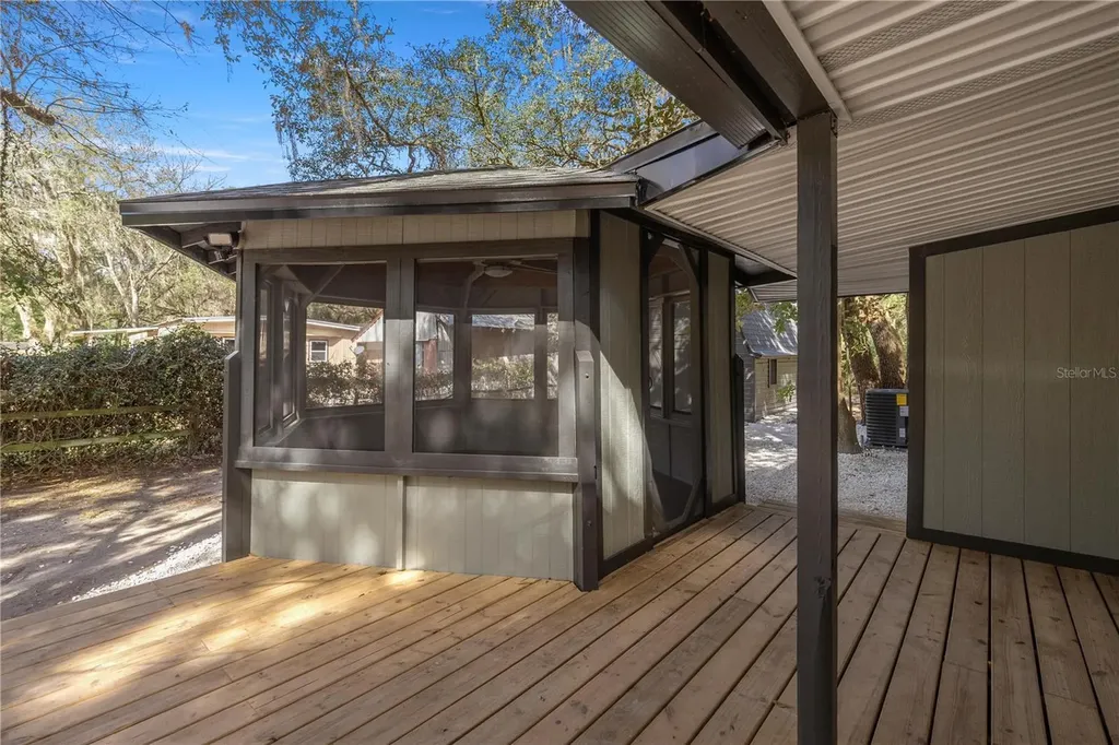 16545 NE 17th Place Silver Springs FL 34488