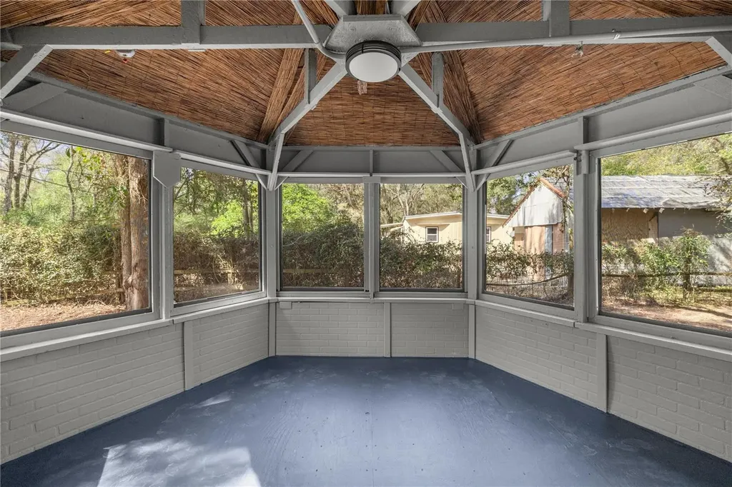 16545 NE 17th Place Silver Springs FL 34488