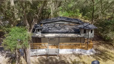 16545 NE 17th Place Silver Springs FL 34488