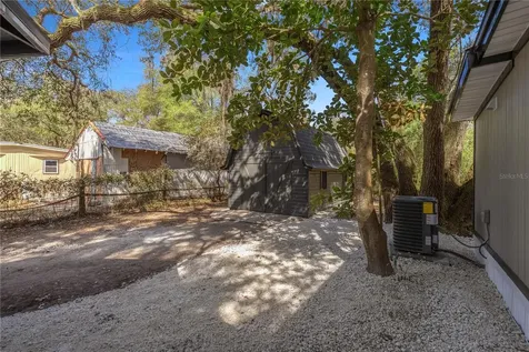 16545 NE 17th Place Silver Springs FL 34488