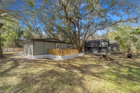 16545 NE 17th Place Silver Springs FL 34488