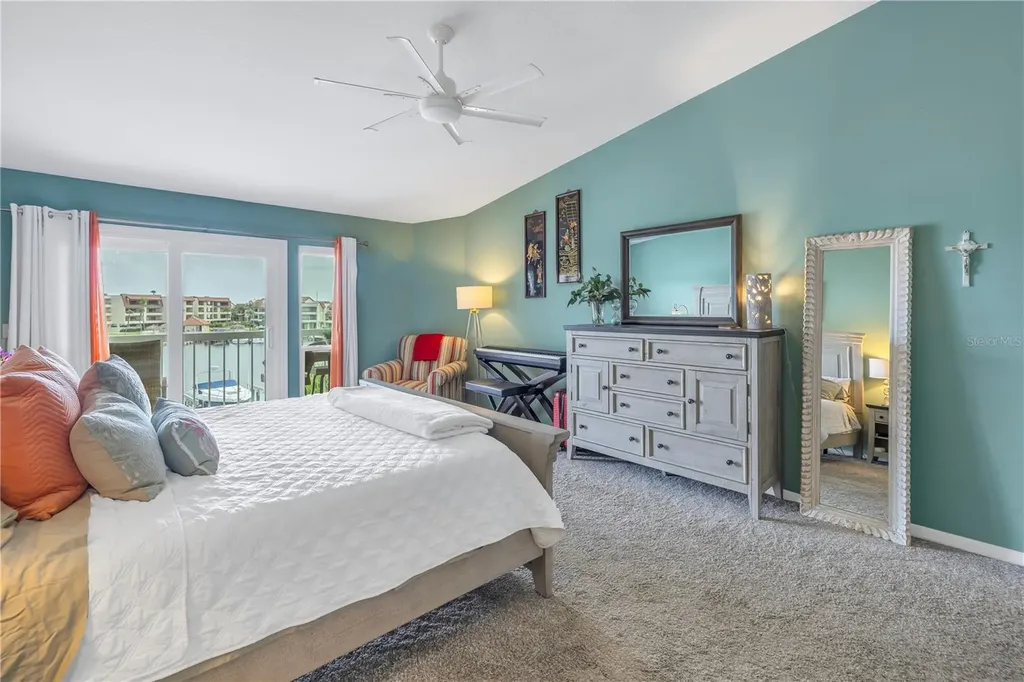117 Yacht Club Lane Tierra Verde FL 33715