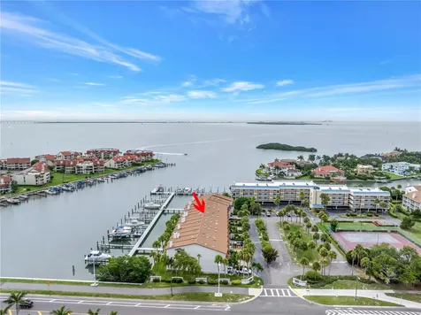 117 Yacht Club Lane Tierra Verde FL 33715