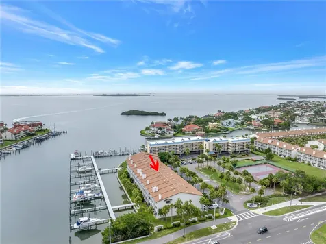 117 Yacht Club Lane Tierra Verde FL 33715
