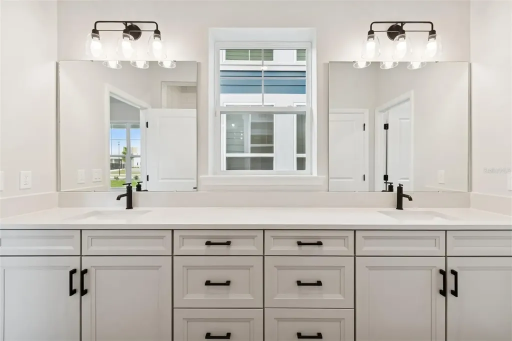 9476 Hartline Way Orlando FL 32827