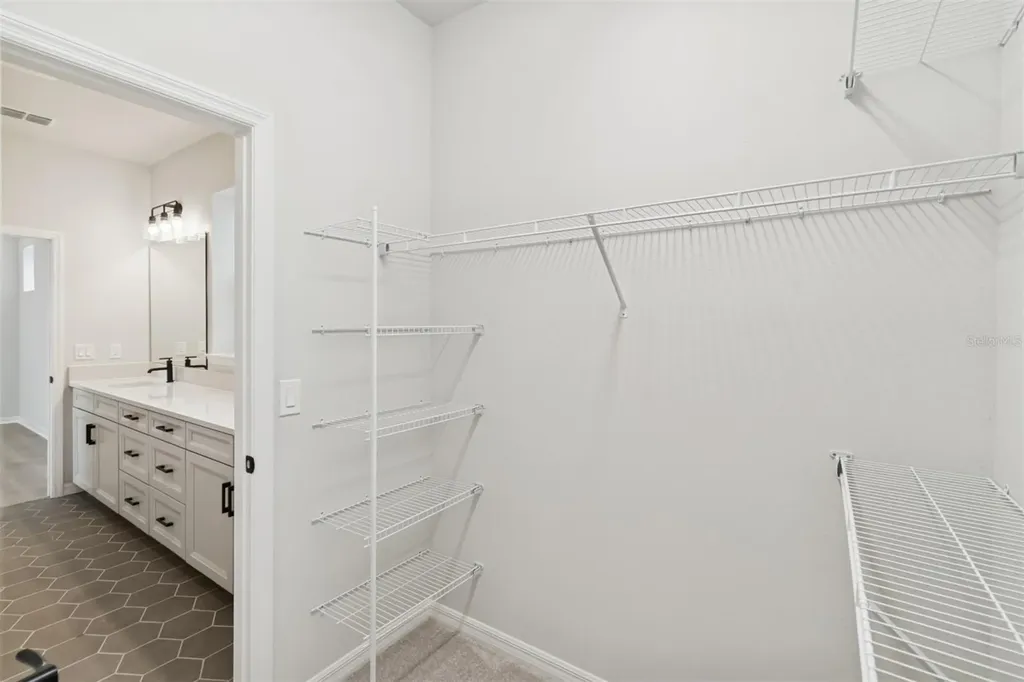 9476 Hartline Way Orlando FL 32827