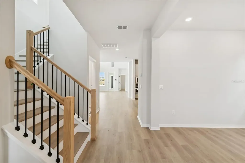 9476 Hartline Way Orlando FL 32827