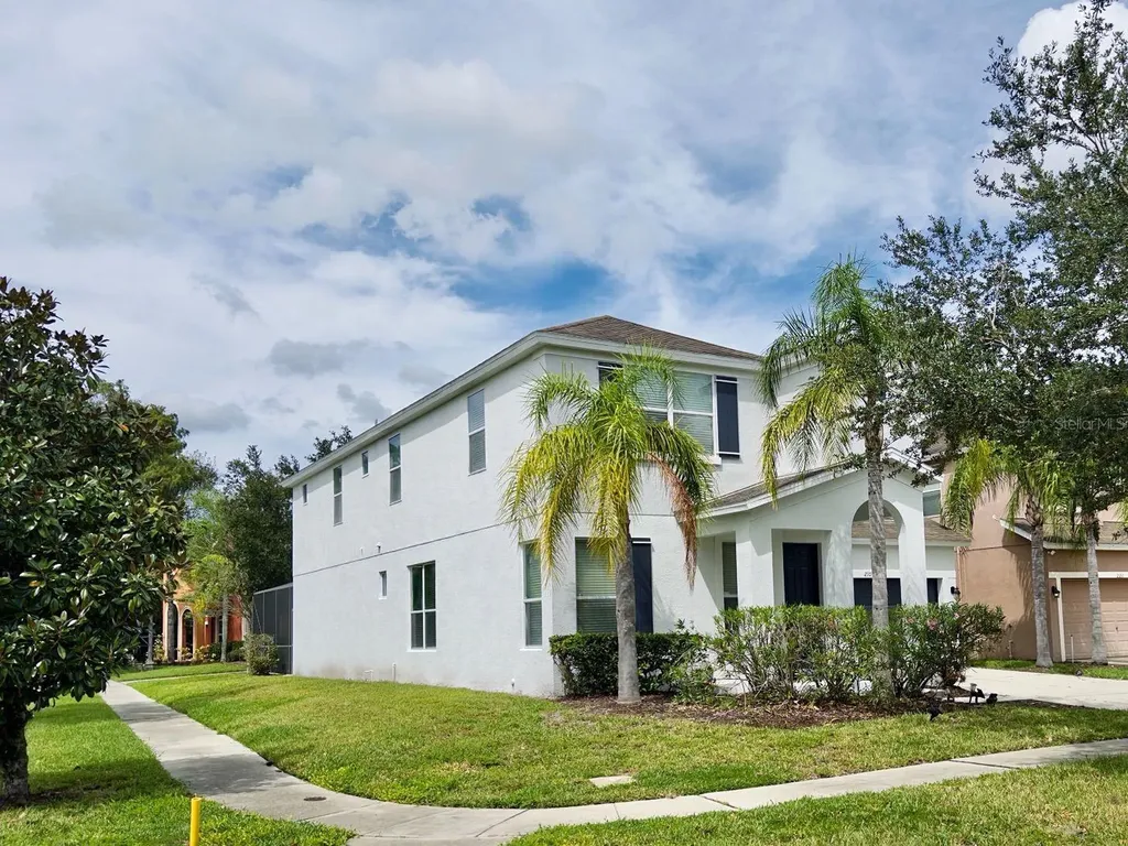 210 Las Fuentes Drive Kissimmee FL 34746