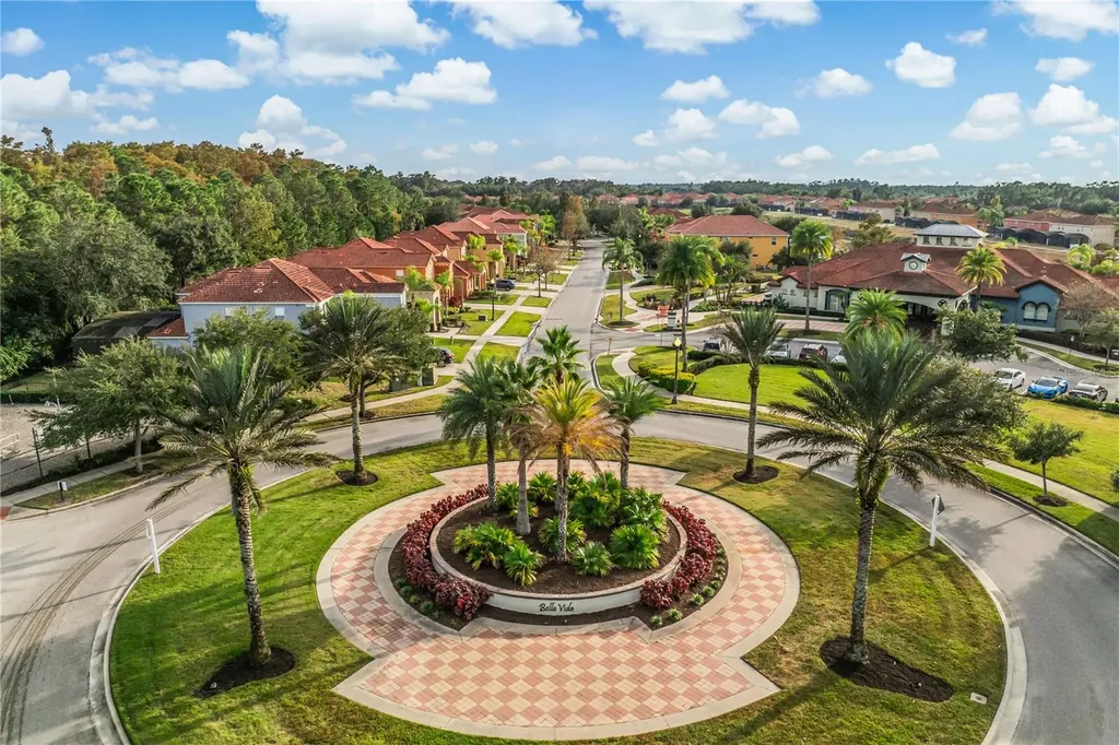 210 Las Fuentes Drive Kissimmee FL 34746