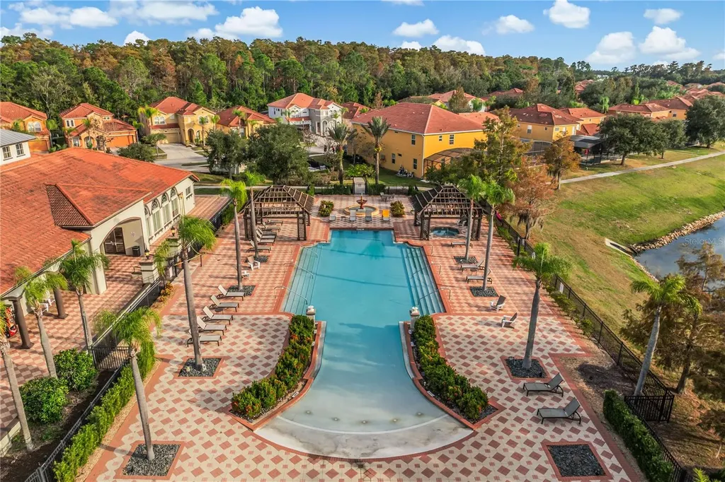 210 Las Fuentes Drive Kissimmee FL 34746