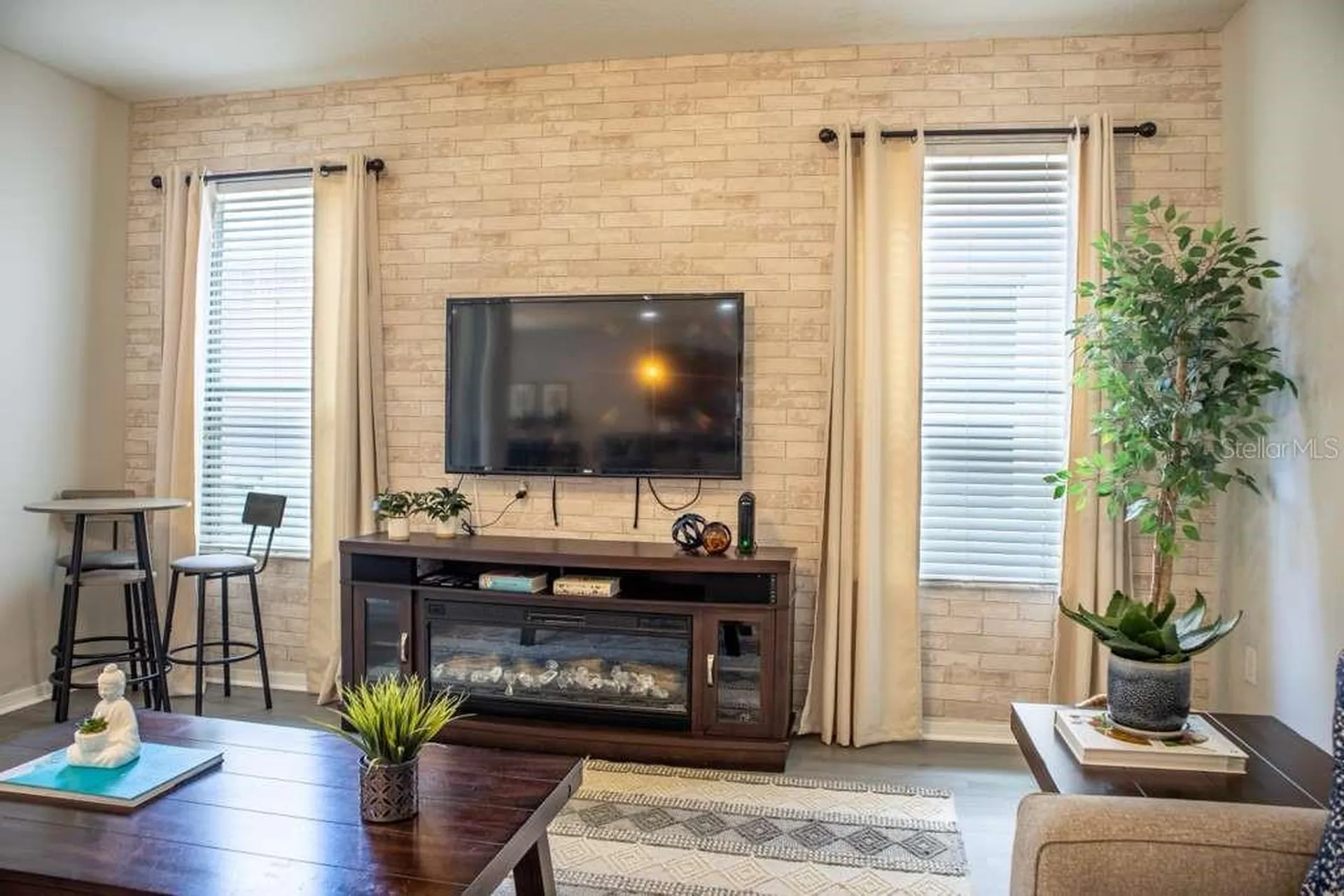 210 Las Fuentes Drive Kissimmee FL 34746