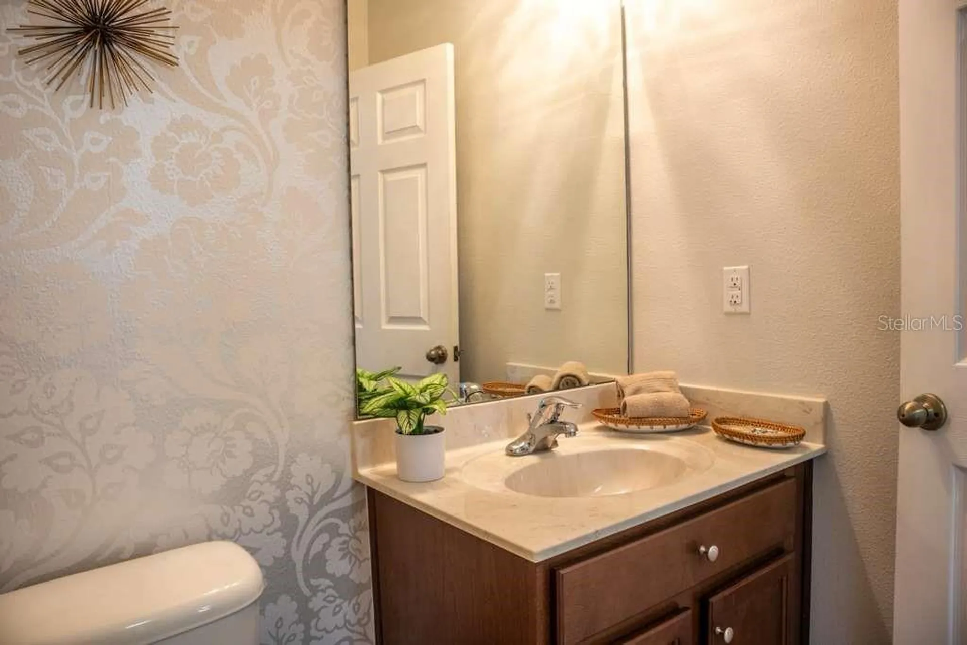 210 Las Fuentes Drive Kissimmee FL 34746