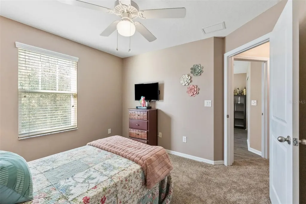 6058 Fishhawk Crossing Boulevard Lithia FL 33547