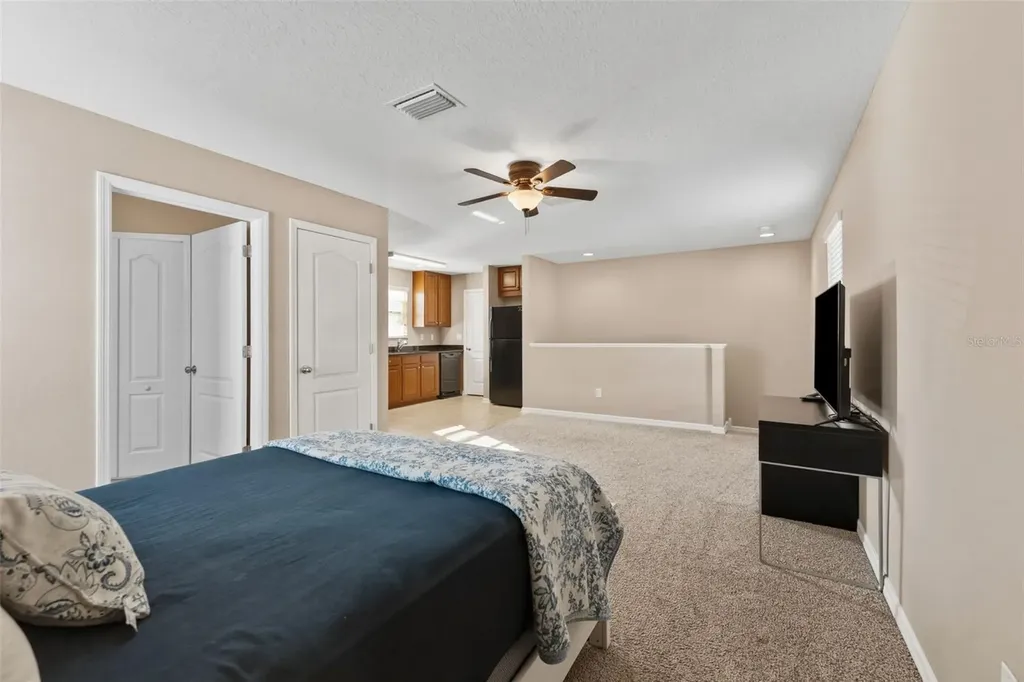 6058 Fishhawk Crossing Boulevard Lithia FL 33547