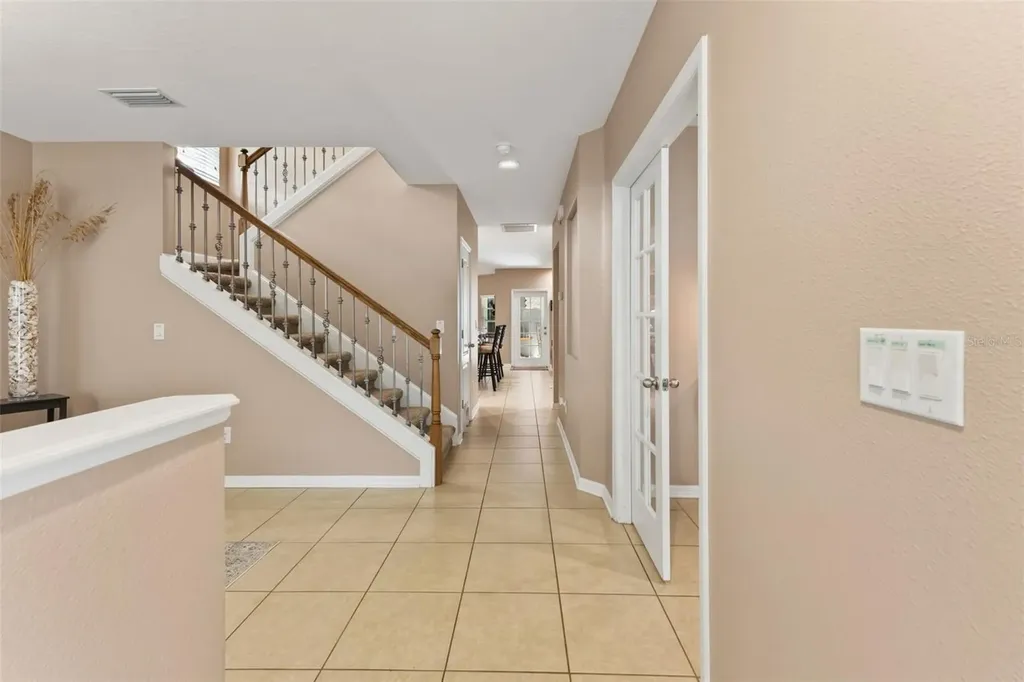 6058 Fishhawk Crossing Boulevard Lithia FL 33547
