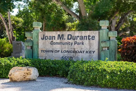 691 Gulf Bay Road Longboat Key FL 34228