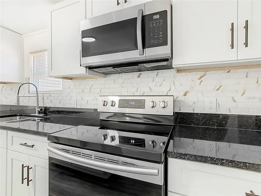 3564 Reagan Boulevard Lake Wales FL 33898