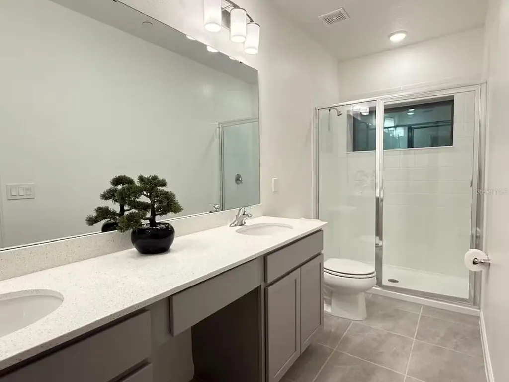 10437 Ebb Tide Lane Orlando FL 32821