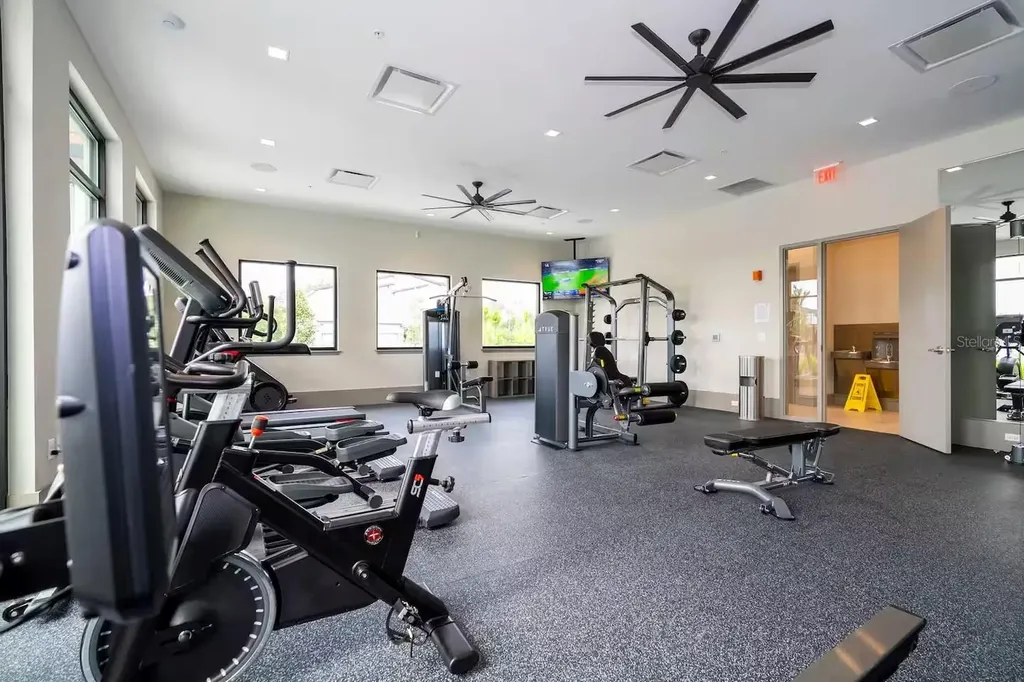 10437 Ebb Tide Lane Orlando FL 32821