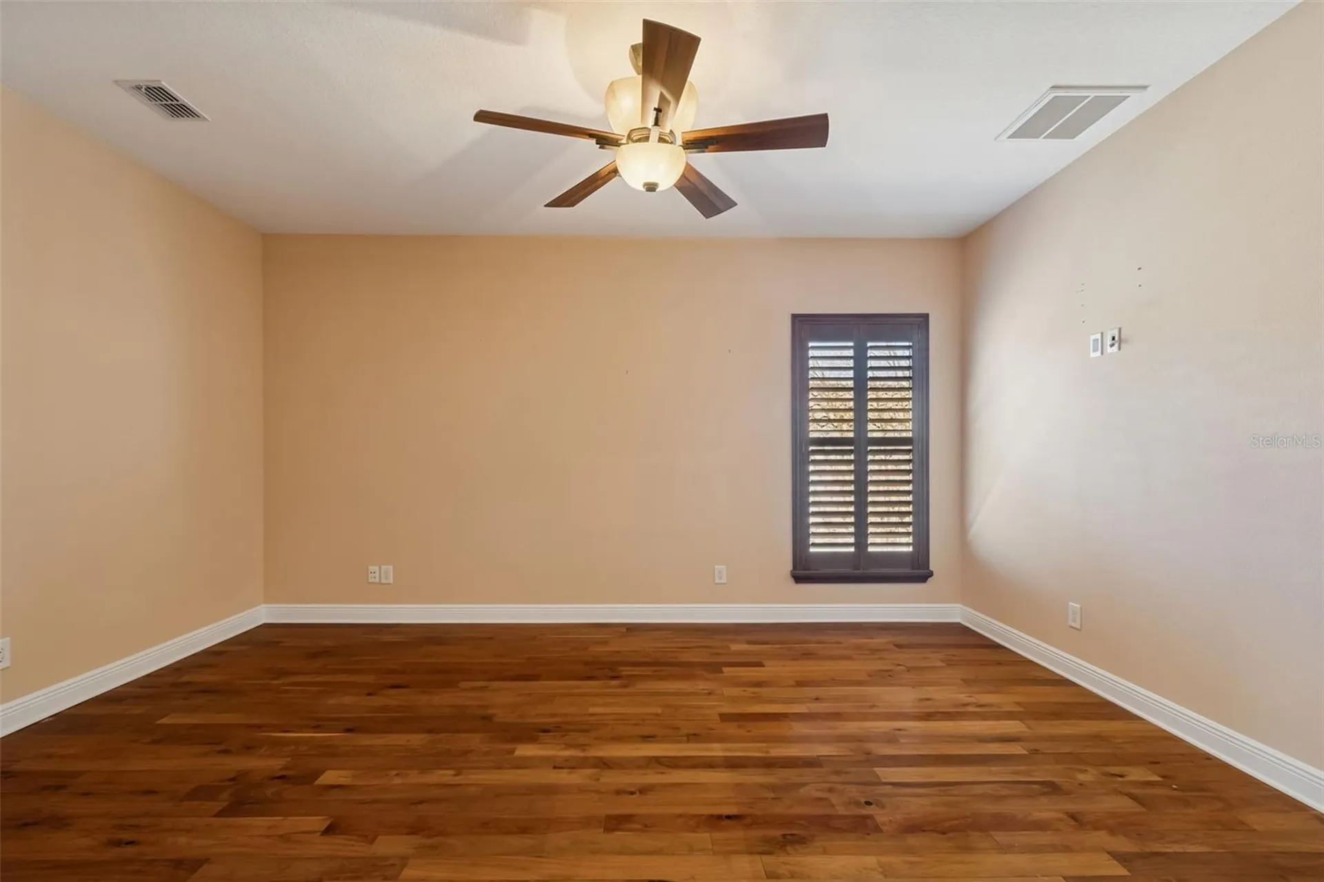 2630 Grand Lakeside Drive Palm Harbor FL 34684