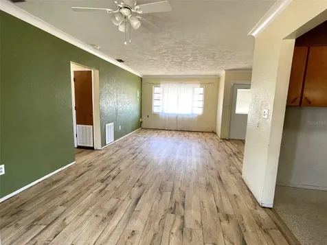 4518 Groveland Street Bradenton FL 34207