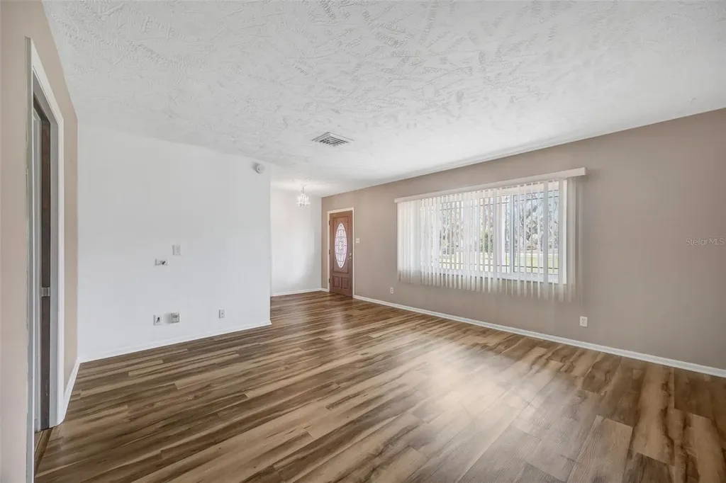 6902 Potts Road Riverview FL 33569