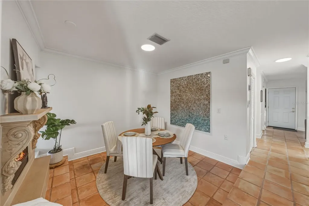 4306 Harbor House Drive Tampa FL 33615