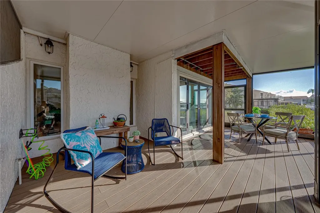4306 Harbor House Drive Tampa FL 33615