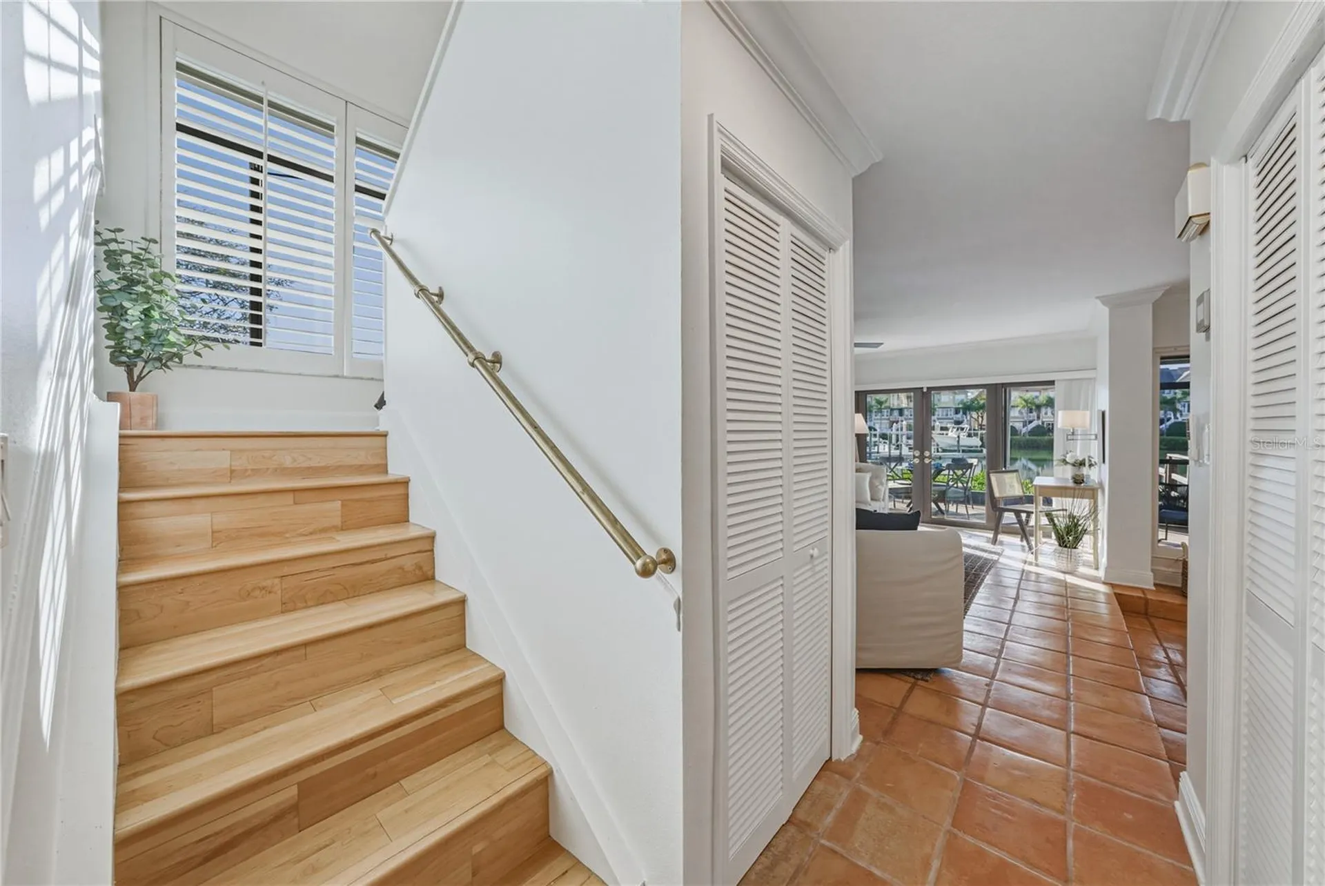 4306 Harbor House Drive Tampa FL 33615
