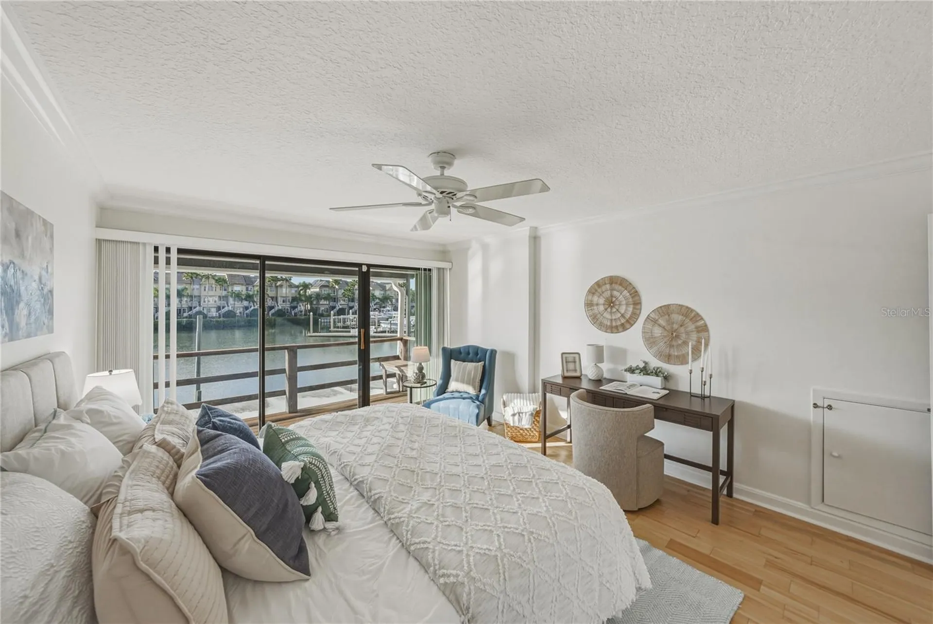 4306 Harbor House Drive Tampa FL 33615