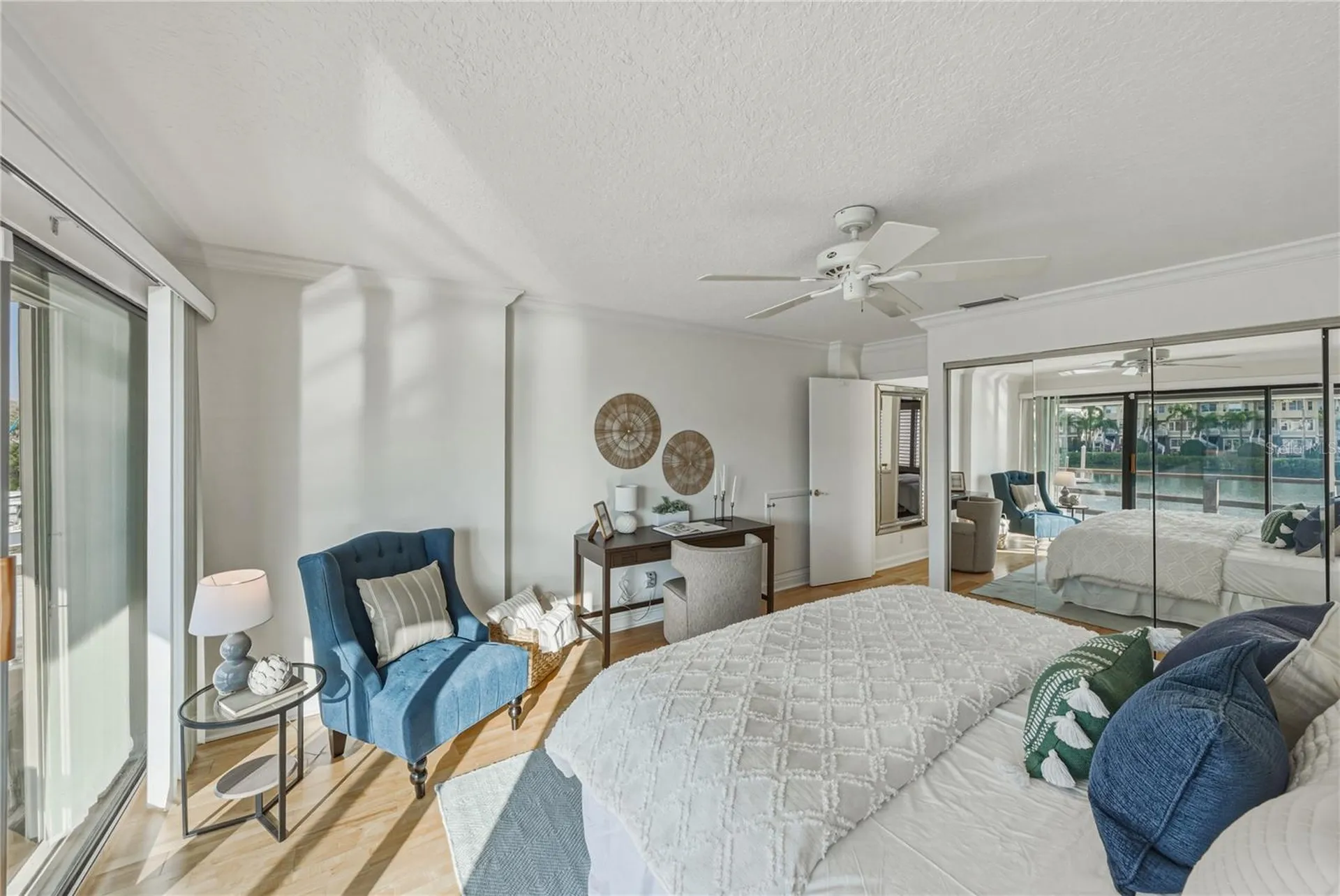 4306 Harbor House Drive Tampa FL 33615