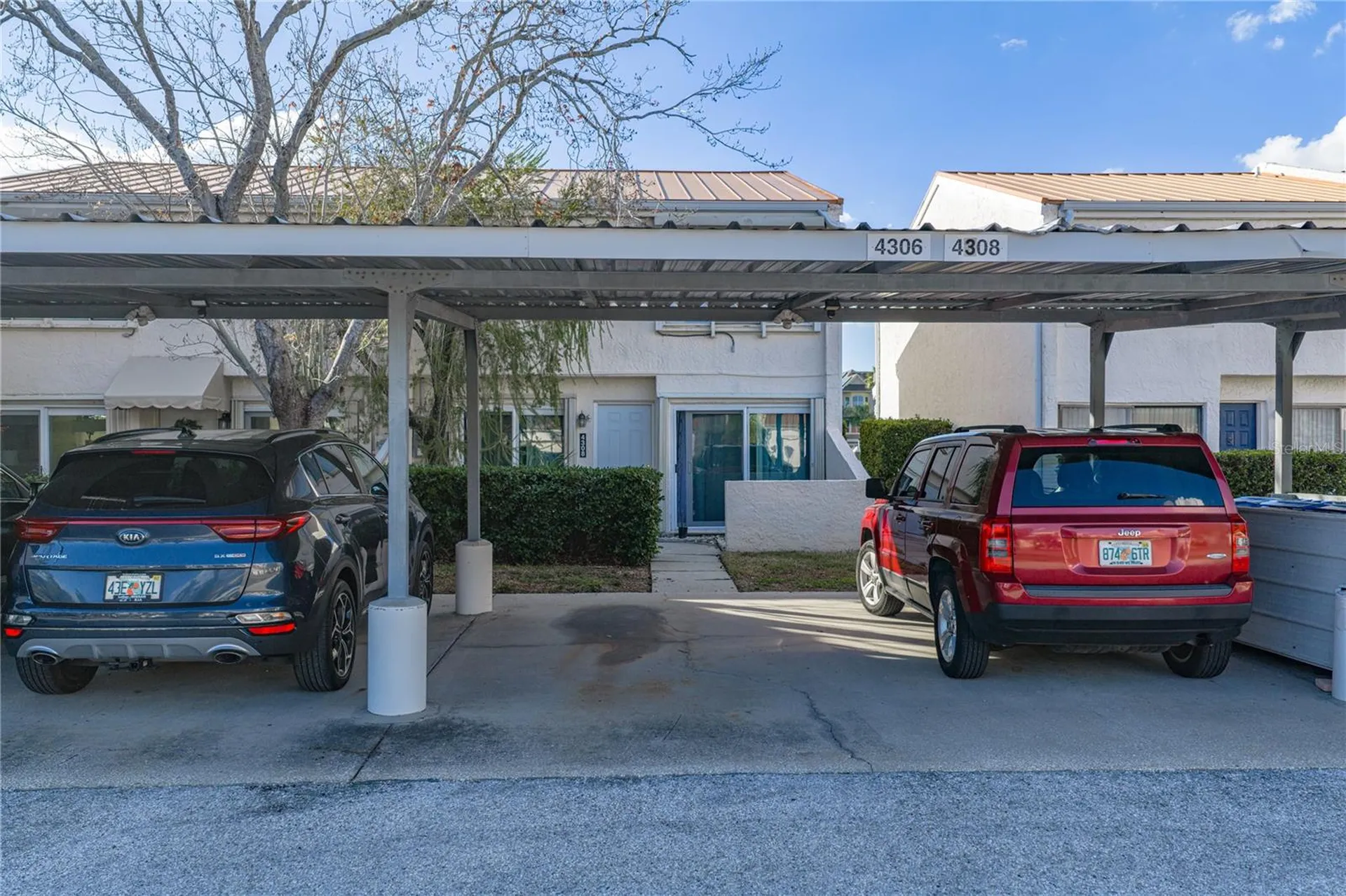 4306 Harbor House Drive Tampa FL 33615