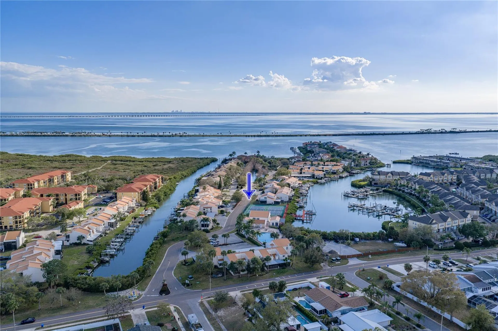 4306 Harbor House Drive Tampa FL 33615