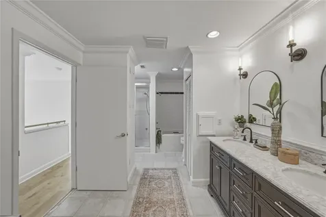 4306 Harbor House Drive Tampa FL 33615