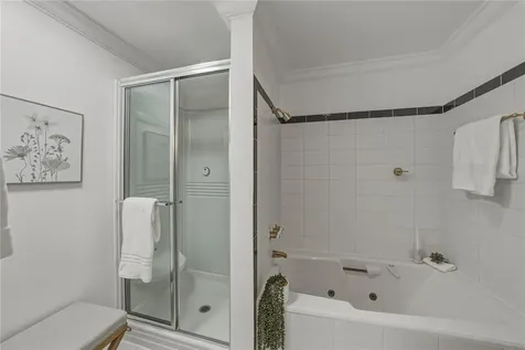 4306 Harbor House Drive Tampa FL 33615