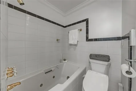 4306 Harbor House Drive Tampa FL 33615