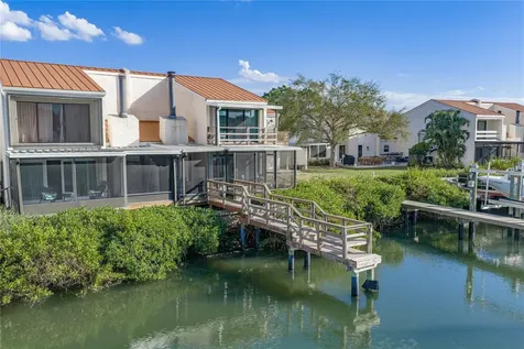 4306 Harbor House Drive Tampa FL 33615