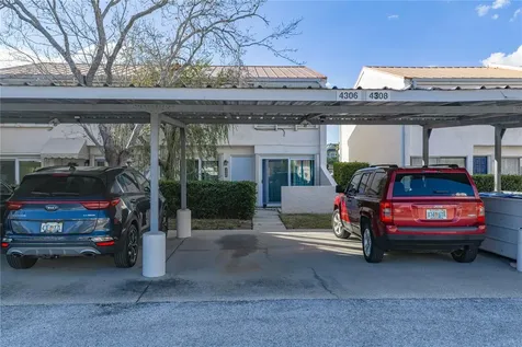 4306 Harbor House Drive Tampa FL 33615