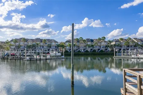 4306 Harbor House Drive Tampa FL 33615