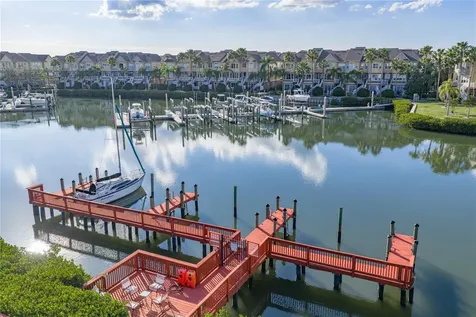 4306 Harbor House Drive Tampa FL 33615