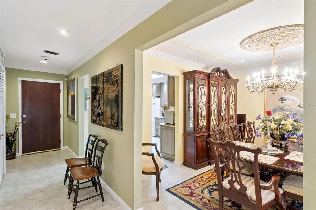 690 Lake Villas Drive Altamonte Springs FL 32701